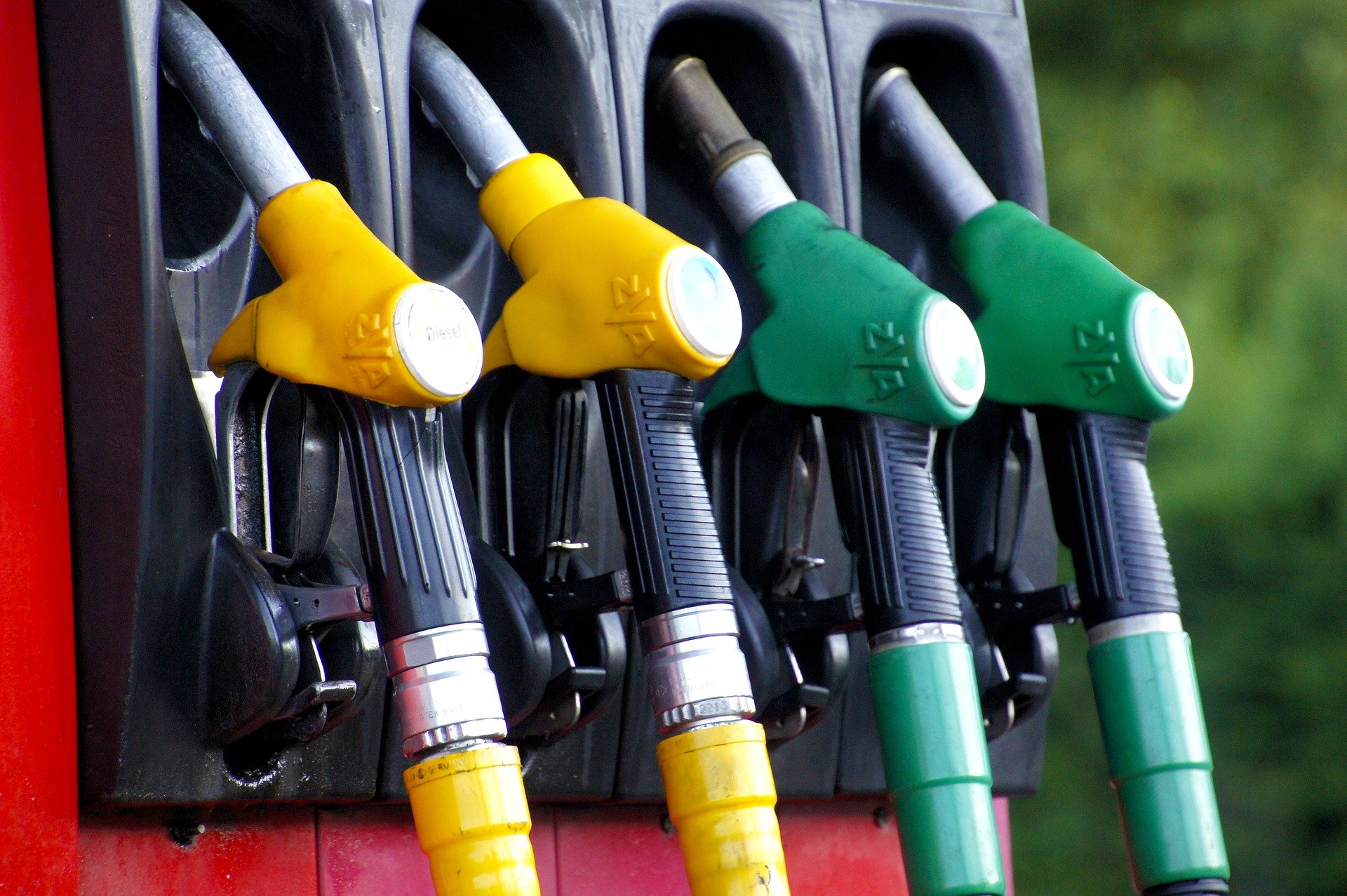 ¿Cómo disminuir el consumo de combustible?